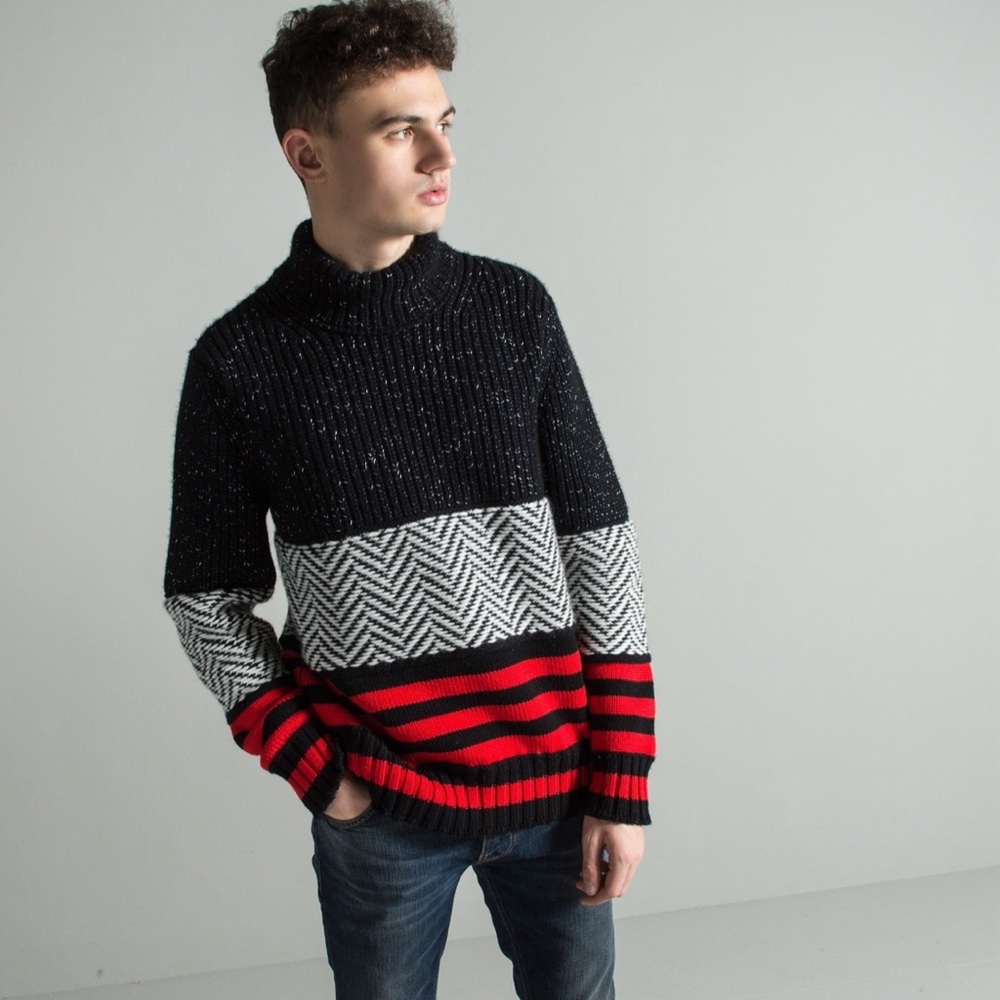 Burberry 'Brampton' Contrast Knit Wool-Cashmere Blend Sweater - Black